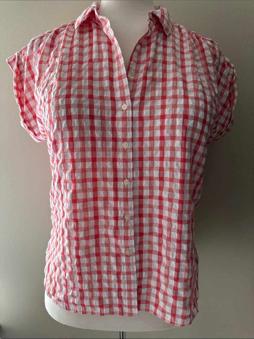 Loft Gingham Seersucker Camp Shirt Size Large Red White Short Sleeve
